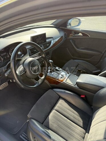 Audi A6-10