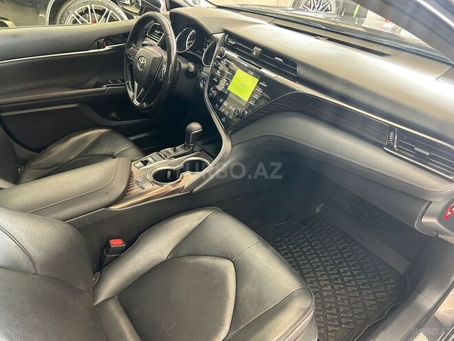 Toyota Camry-8