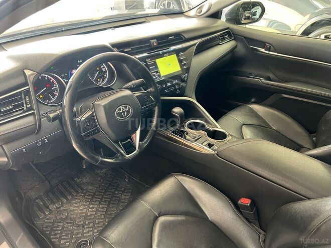 Toyota Camry-3