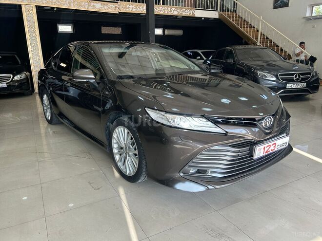 Toyota Camry-14
