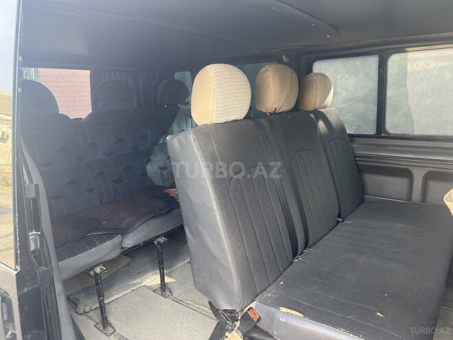 Ford Transit-2