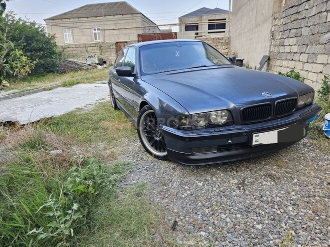 BMW 735 2000, 300,000 km - 3.5 l - Bakı