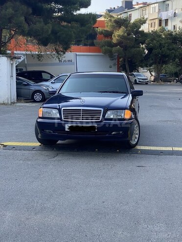 Mercedes C 240 1999, 215,143 km - 2.4 l - Bakı