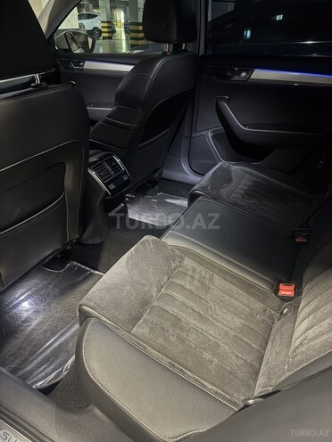Skoda Superb-8