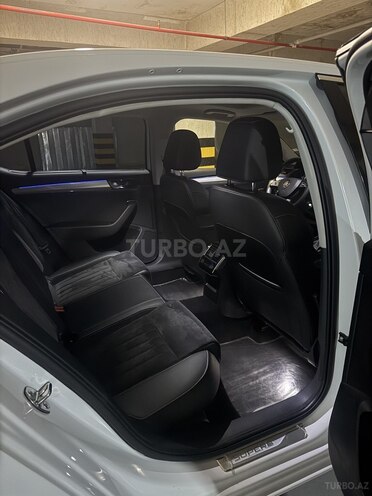 Skoda Superb-14