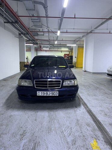 Mercedes C 180-8