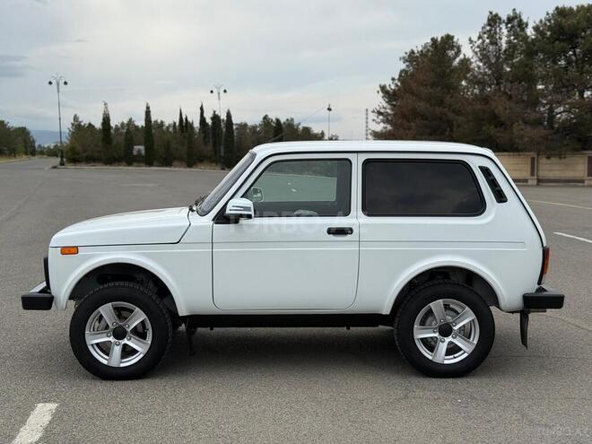 LADA (VAZ) Niva 2021, 32,000 km - 1.7 л - Gəncə