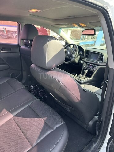 Hyundai Avante 2016, 170,000 km - 1.6 l - Bakı