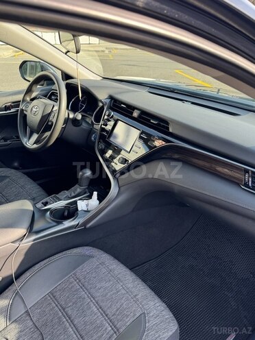 Toyota Camry-3