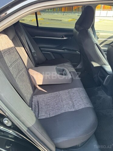 Toyota Camry-5
