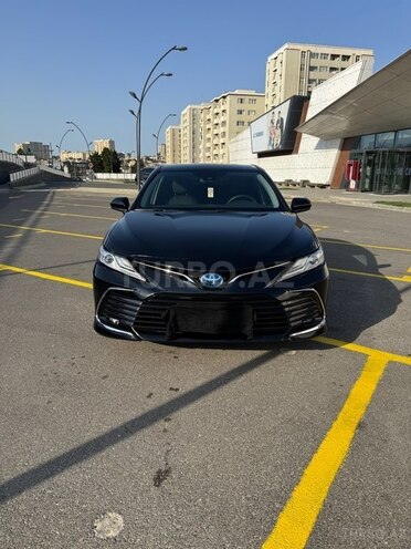 Toyota Camry-1
