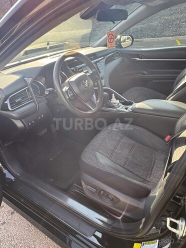Toyota Camry-9