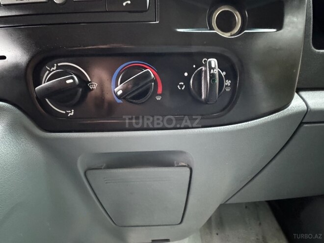 Ford Transit 2013, 280,000 km - 2.2 л - Quba
