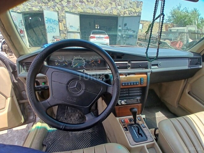 Mercedes 190 1992, 315,000 km - 2.0 l - Bakı