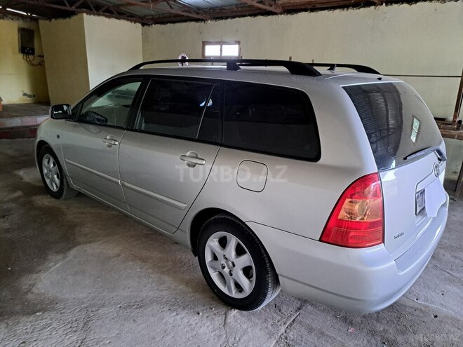 Toyota Corolla 2004, 298,551 km - 1.4 l - Beyləqan