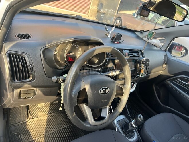 Kia Rio 2013, 260,600 km - 1.4 l - Lənkəran