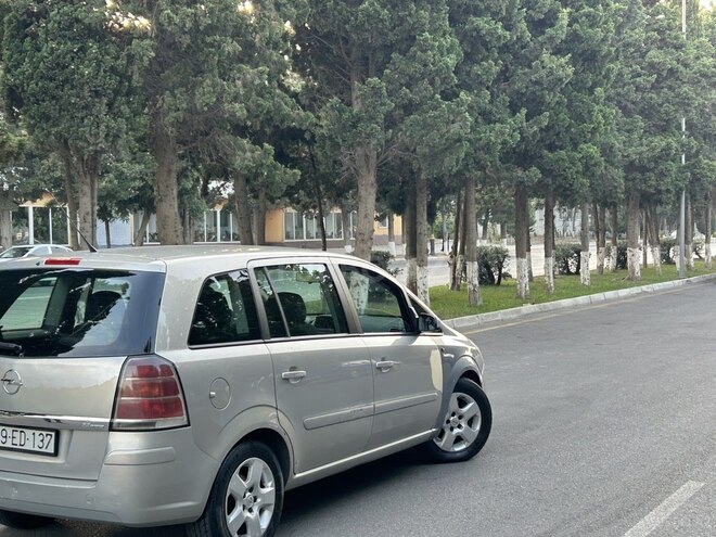 Opel Zafira 2006, 306,000 km - 2.2 l - Sumqayıt