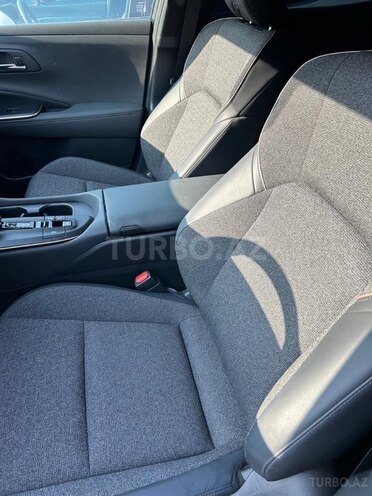 Toyota Crown 2024, 1,609 km - 2.5 л - Bakı