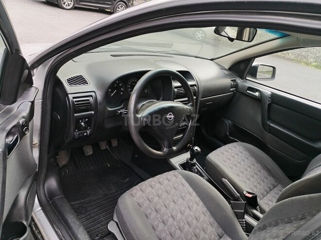 Opel Astra 2001, 229,000 km - 1.6 l - Şəki