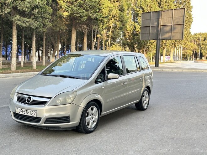 Opel Zafira 2006, 306,000 km - 2.2 l - Sumqayıt