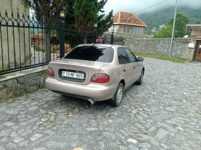 Hyundai Accent 1995, 350,000 km - 1.5 л - Şəki