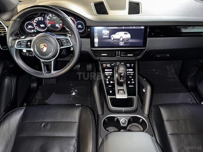 Porsche Cayenne-9