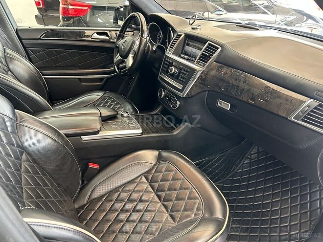 Mercedes GL 500 4MATIC 2013, 195,900 km - 4.7 l - Bakı