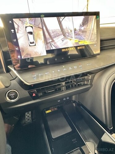 Toyota Camry-11