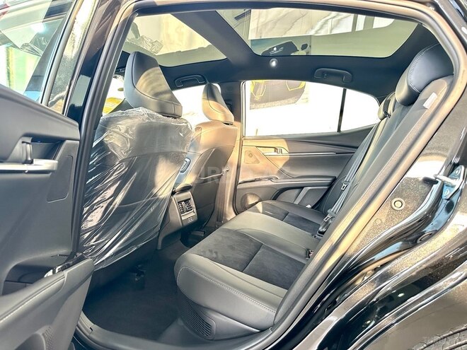 Toyota Camry-17