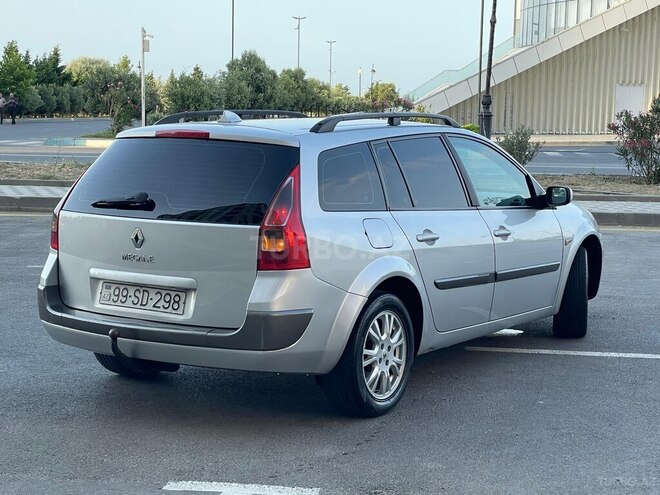 Renault Megane-7