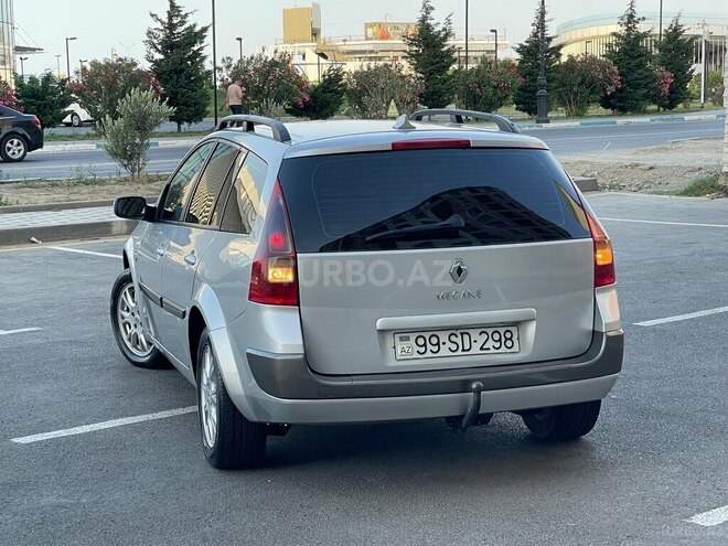 Renault Megane-14
