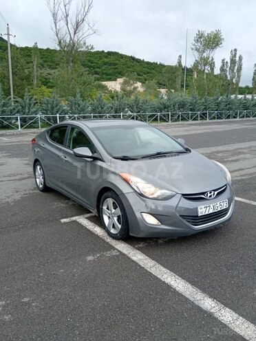 Hyundai Elantra 2013, 200,000 km - 1.8 л - Şəki