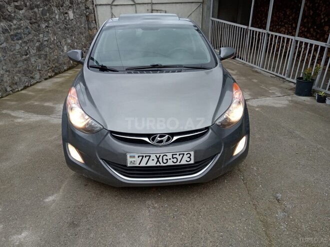 Hyundai Elantra 2013, 200,000 km - 1.8 л - Şəki