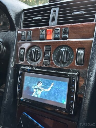Mercedes C 220 1995, 377,000 km - 2.2 l - İsmayıllı