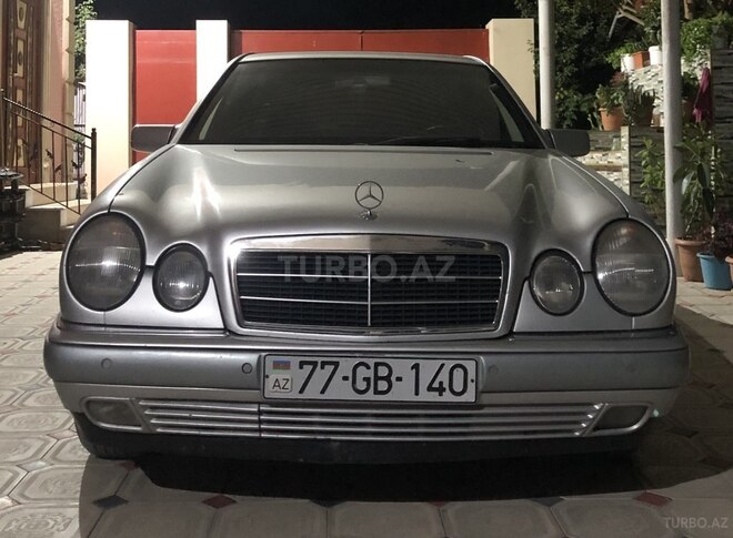 Mercedes E 240 1999, 562,000 km - 2.4 l - Füzuli