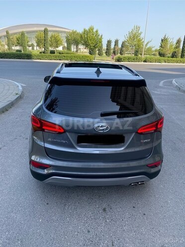 Hyundai Santa Fe-17