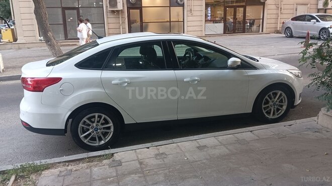 Ford Focus 2015, 203,000 km - 1.5 л - Bakı
