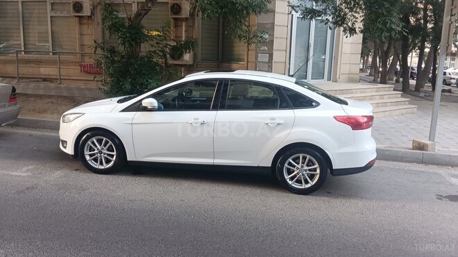 Ford Focus 2015, 203,000 km - 1.5 л - Bakı