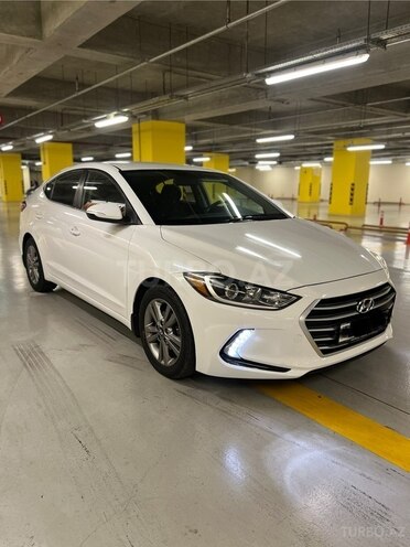 Hyundai Elantra 2018, 99,772 km - 2.0 л - Gəncə