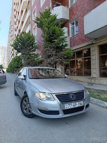Volkswagen Passat 2005, 280,000 km - 2.0 л - Bakı