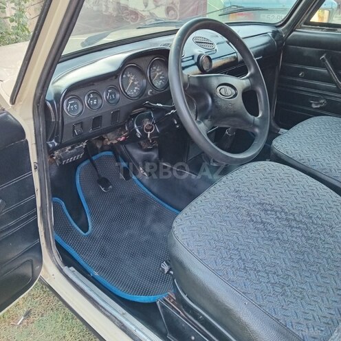 LADA (VAZ) 2106 1991, 56,000 km - 1.3 l - Salyan