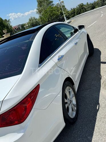 Hyundai Sonata-9