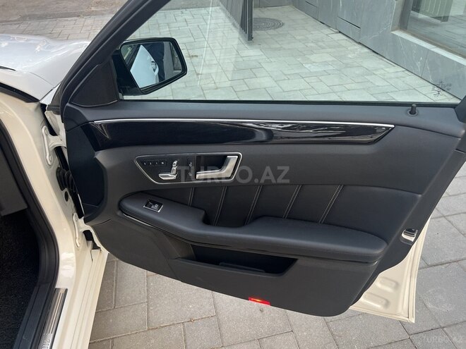 Mercedes E 220 d 2015, 113,000 km - 2.1 l - Bakı