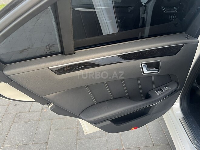 Mercedes E 220 d 2015, 113,000 km - 2.1 l - Bakı