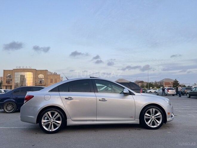 Chevrolet Cruze 2011, 238,400 km - 1.4 l - Sumqayıt