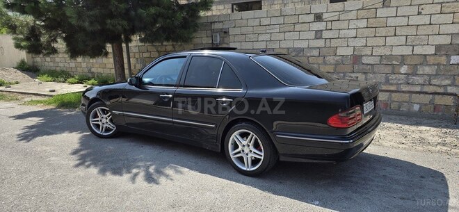 Mercedes E 280 2001, 430,000 km - 2.8 l - İmişli