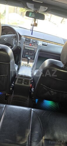 Mercedes E 280 2001, 430,000 km - 2.8 l - İmişli