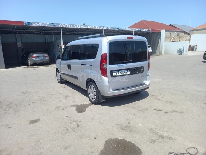 Fiat Doblo 2011, 250,480 km - 1.6 l - Bakı