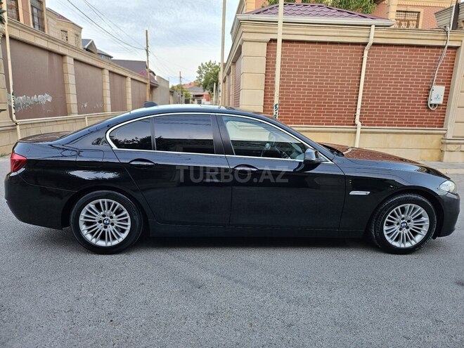 BMW 520-21