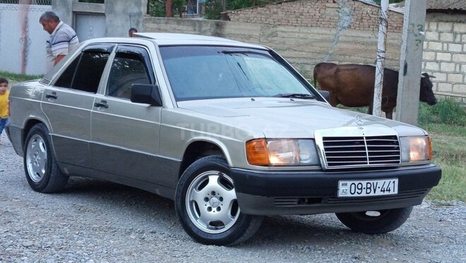 Mercedes 190 1990, 245,000 km - 2.0 l - Bakı
